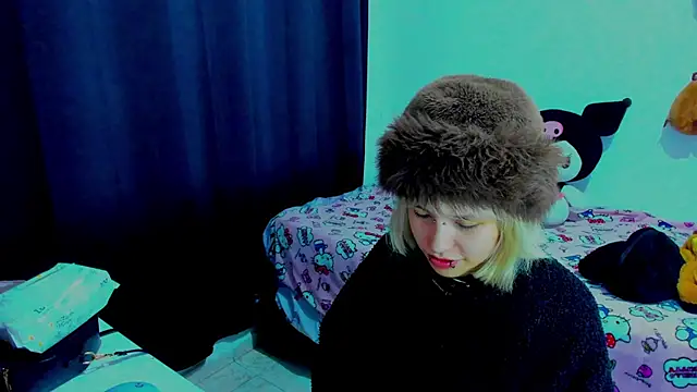 Snapshot of Akane-Mou chatting on 03/27/26, 04:07 Akane-Mou online show from 03/27/26, 04:07