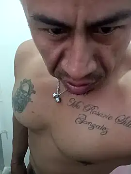 Snapshot of ivandignity chatting on 10/16/25, 12:11 ivandignity online show from 10/16/25, 12:11