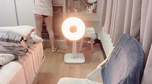 tw yaya online show from 12/23/24, 02:02