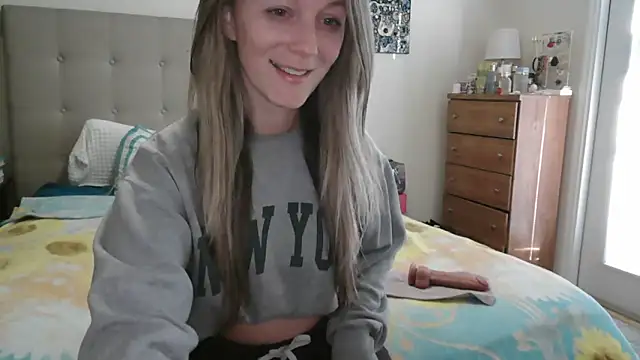 Heyitsmee33 online show from 02/09/26, 12:31