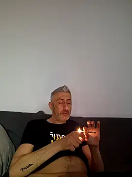 Snapshot of cuci45 chatting on 03/07/26, 08:06 cuci45 online show from 03/07/26, 08:06