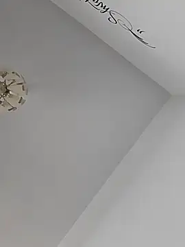 Snapshot of cuci45 chatting on 04/18/26, 01:15 cuci45 online show from 04/18/26, 01:15