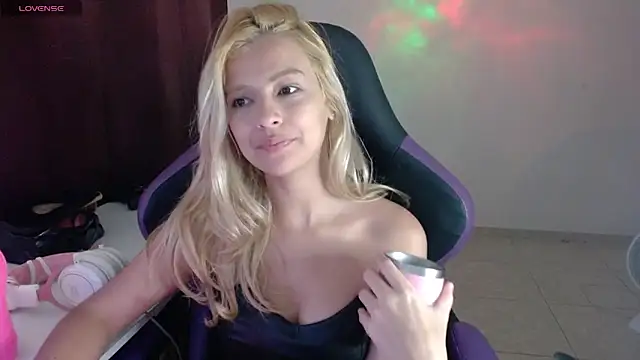 jujubinhahot online show from 12/08/24, 12:51