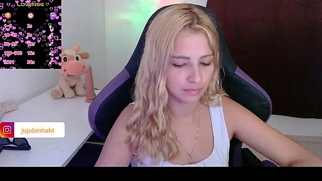 jujubinhahot online show from 03/08/25, 10:34