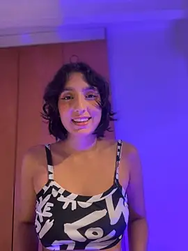 aurora xoxo online show from 01/17/25, 05:11