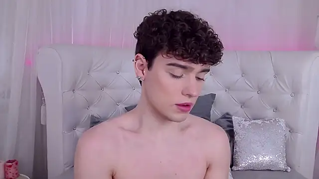 RobbyCharming online show from 12/05/25, 03:48