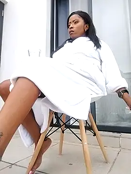 Snapshot of Lalakin90 chatting on 02/14/25, 06:23 Lalakin90 online show from 02/14/25, 06:23