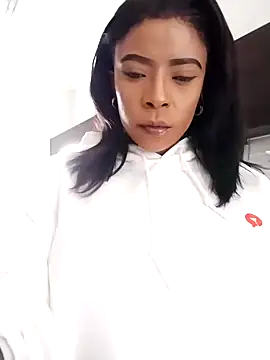 Snapshot of Lalakin90 chatting on 02/18/25, 10:49 Lalakin90 online show from 02/18/25, 10:49