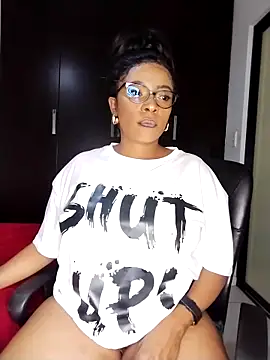 Snapshot of Lalakin90 chatting on 03/09/25, 07:37 Lalakin90 online show from 03/09/25, 07:37