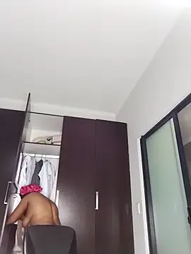 Snapshot of Lalakin90 chatting on 03/11/25, 06:08 Lalakin90 online show from 03/11/25, 06:08