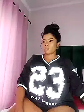 Snapshot of Lalakin90 chatting on 03/21/25, 08:17 Lalakin90 online show from 03/21/25, 08:17