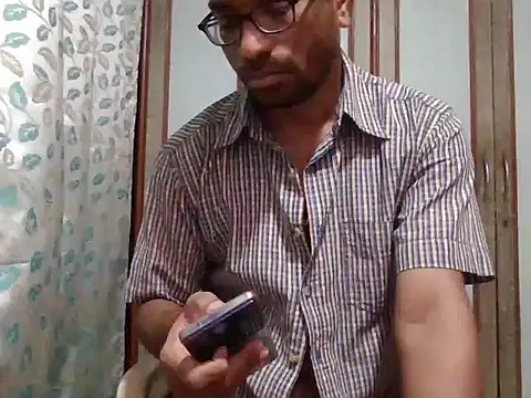 Snapshot of sexx4 chatting on 12/29/24, 07:43 sexx4 online show from 12/29/24, 07:43