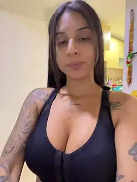 charlotte stevenss  online show from 03/03/25, 05:50