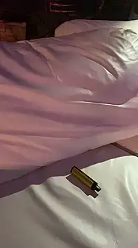 Snapshot of OSIRlS chatting on 01/09/25, 03:23 OSIRlS online show from 01/09/25, 03:23