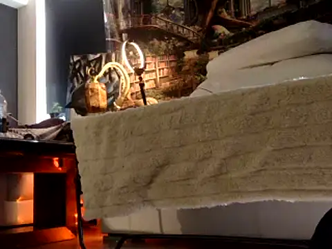 Snapshot of OSIRlS chatting on 01/26/25, 10:35 OSIRlS online show from 01/26/25, 10:35