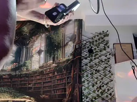 Snapshot of OSIRlS chatting on 02/14/25, 05:46 OSIRlS online show from 02/14/25, 05:46