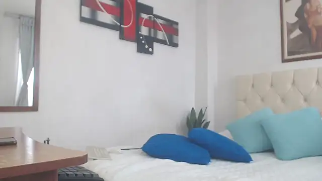 gatasexlucy online show from 06/06/26, 03:17