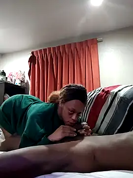 Snapshot of mayywetter chatting on 02/07/25, 08:55 mayywetter online show from 02/07/25, 08:55