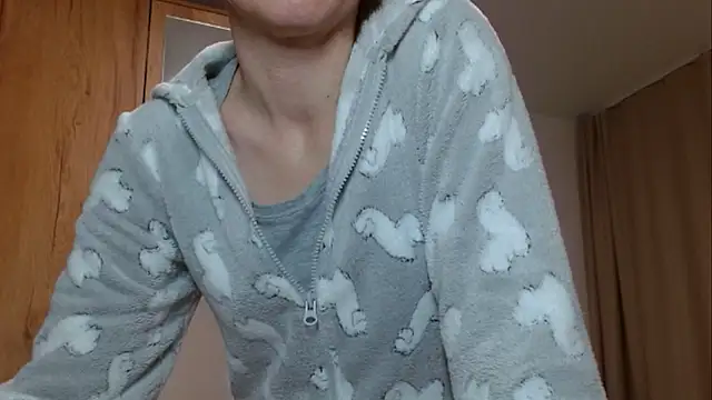 Snapshot of Popppka chatting on 02/28/25, 06:31 Popppka online show from 02/28/25, 06:31