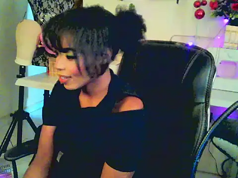Snapshot of Anaconda2350 chatting on 07/08/26, 02:43 Anaconda2350 online show from 07/08/26, 02:43