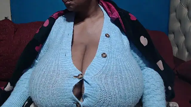 CUTEFIRMMELONSS online show from 05/27/26, 03:25
