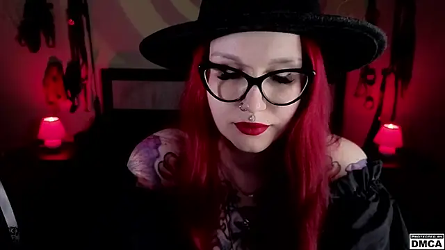 Amanita  Pantherina online show from 03/12/25, 02:23