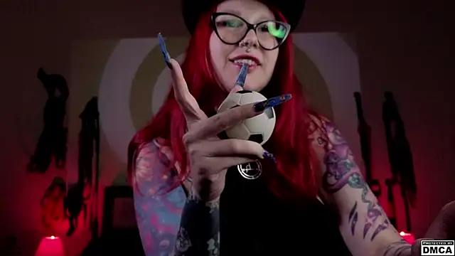 Amanita  Pantherina online show from 03/21/25, 11:44