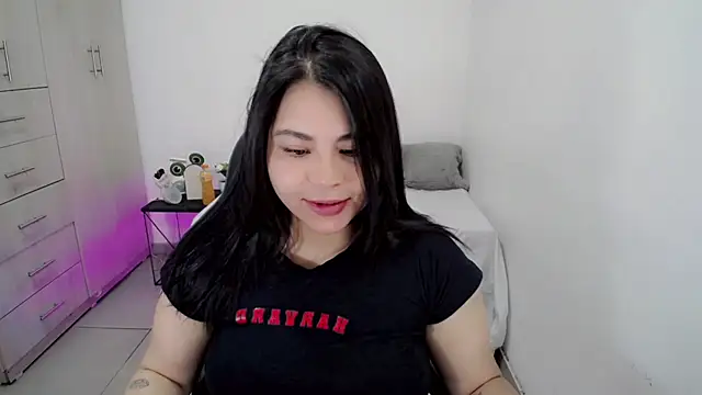 Snapshot of Youlittlepervertt_ chatting on 12/20/25, 10:50 Youlittlepervertt online show from 12/20/25, 10:50