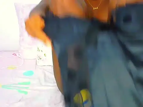 Snapshot of sexydarl chatting on 03/11/26, 05:46 sexydarl online show from 03/11/26, 05:46