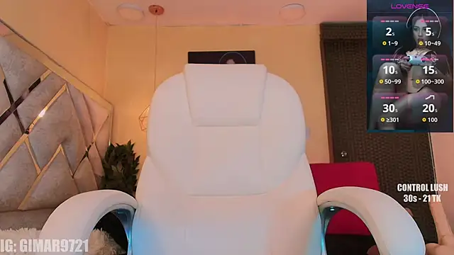 Snapshot of marcela_Davila chatting on 12/04/25, 12:42 marcela Davila online show from 12/04/25, 12:42