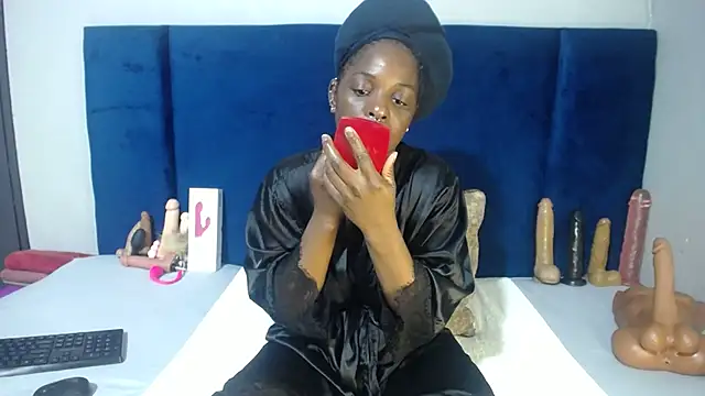 Shaniko89 online show from 12/14/25, 10:47