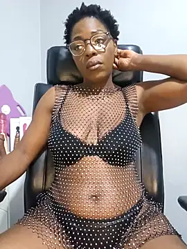 Snapshot of Shaniko89 chatting on 06/30/26, 10:11 Shaniko89 online show from 06/30/26, 10:11