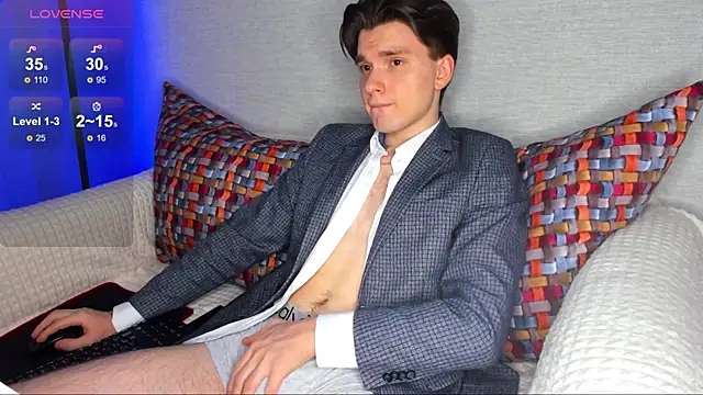 maxboy4 online show from 03/01/25, 04:37