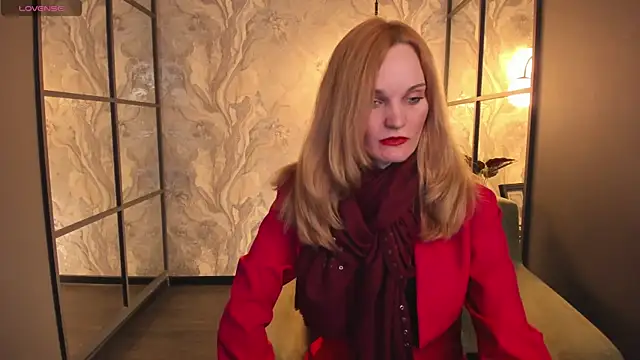 SaraSubtlety online show from 12/13/25, 07:53