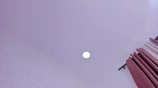 Snapshot of Helenn_monroy1 chatting on 11/05/25, 07:14 Helenn monroy1 online show from 11/05/25, 07:14