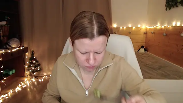 Snapshot of Exponent_5 chatting on 12/18/24, 04:09 Exponent 5 online show from 12/18/24, 04:09