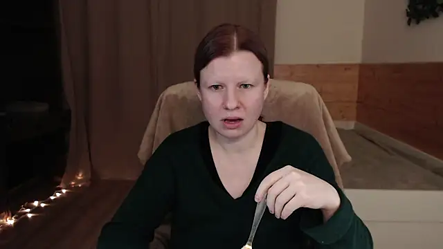 Snapshot of Exponent_5 chatting on 03/01/25, 11:26 Exponent 5 online show from 03/01/25, 11:26