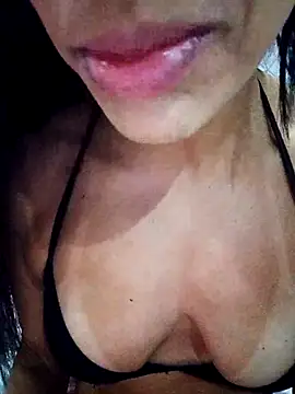 Snapshot of jessy905 chatting on 07/10/26, 01:36 jessy905 online show from 07/10/26, 01:36