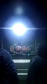 Snapshot of Driver-naru chatting on 01/22/25, 04:23 Driver-naru online show from 01/22/25, 04:23