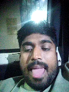 Snapshot of Driver-naru chatting on 01/22/25, 07:34 Driver-naru online show from 01/22/25, 07:34