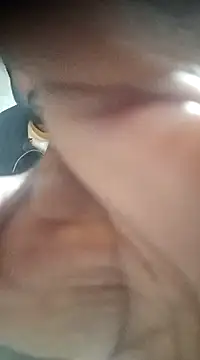 Snapshot of Driver-naru chatting on 02/03/25, 06:28 Driver-naru online show from 02/03/25, 06:28