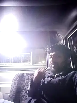 Snapshot of Driver-naru chatting on 02/26/25, 12:16 Driver-naru online show from 02/26/25, 12:16