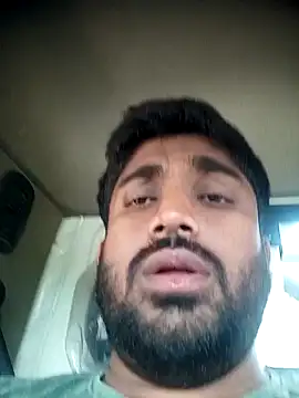 Snapshot of Driver-naru chatting on 03/13/25, 06:48 Driver-naru online show from 03/13/25, 06:48