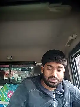 Snapshot of Driver-naru chatting on 03/19/25, 12:48 Driver-naru online show from 03/19/25, 12:48