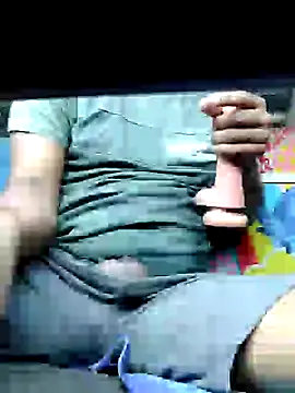 Snapshot of Driver-naru chatting on 03/21/25, 04:49 Driver-naru online show from 03/21/25, 04:49