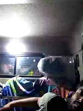 Snapshot of Driver-naru chatting on 03/21/25, 08:08 Driver-naru online show from 03/21/25, 08:08