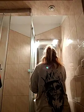 Snapshot of She-devilx chatting on 01/08/26, 11:51 She-devilx online show from 01/08/26, 11:51