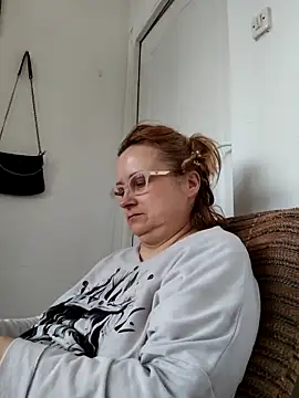 Snapshot of She-devilx chatting on 04/14/26, 12:22 She-devilx online show from 04/14/26, 12:22