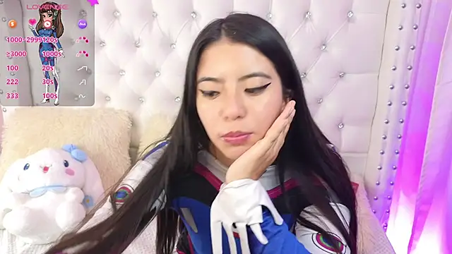 Hikikodoll   online show from 02/12/25, 11:30