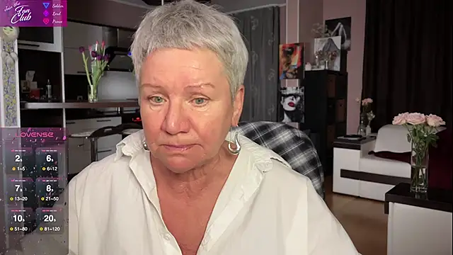 roxana brooks online show from 03/08/25, 05:33